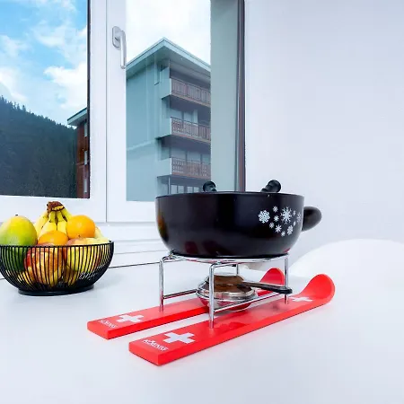 Cozy Modern Super Location Feels Like Apartment